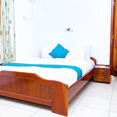 Sky Plus Hotel & Resort Ho Exterior photo